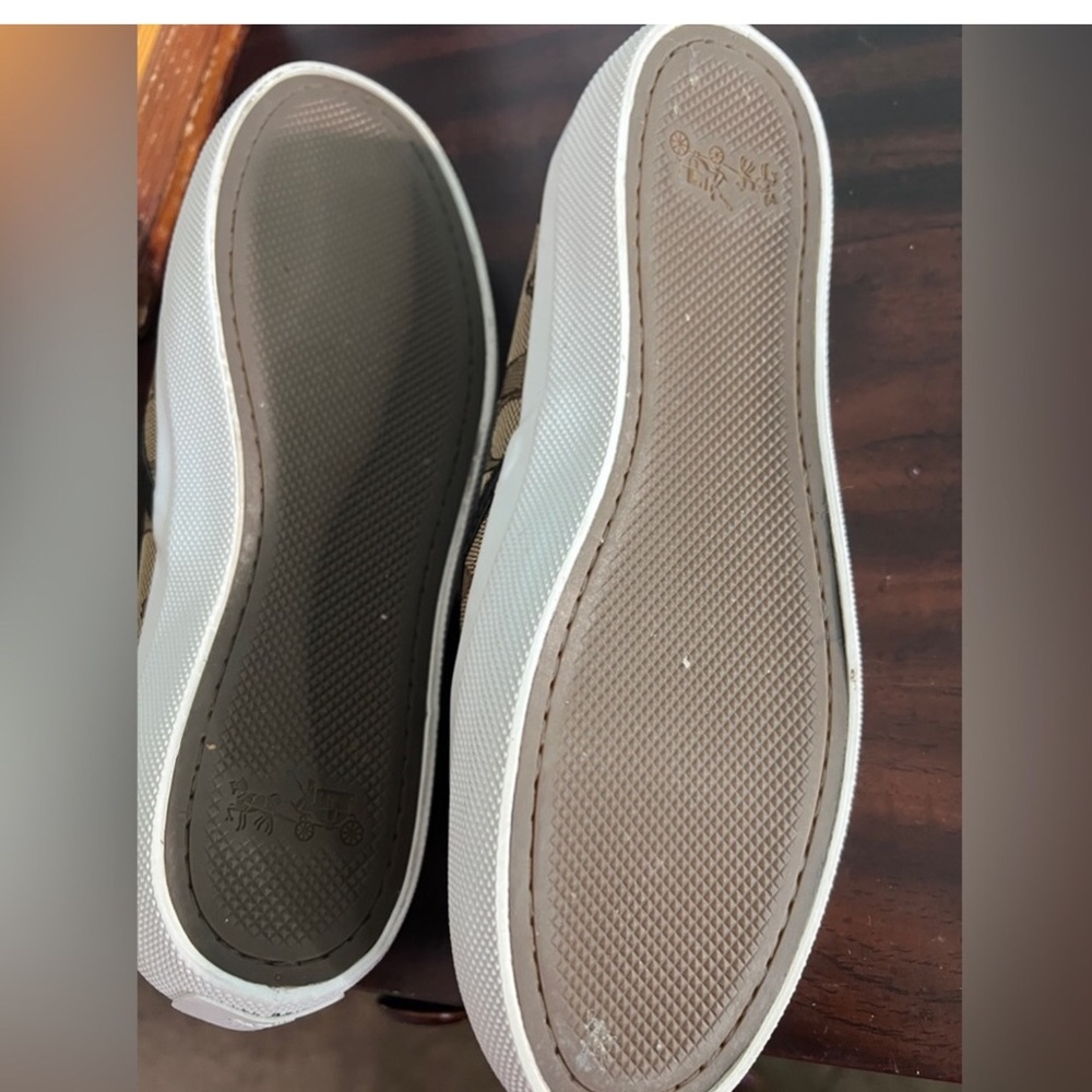 Coach khaki red insoles slip on sneaker in perfect condition. - Picture 2 of 8